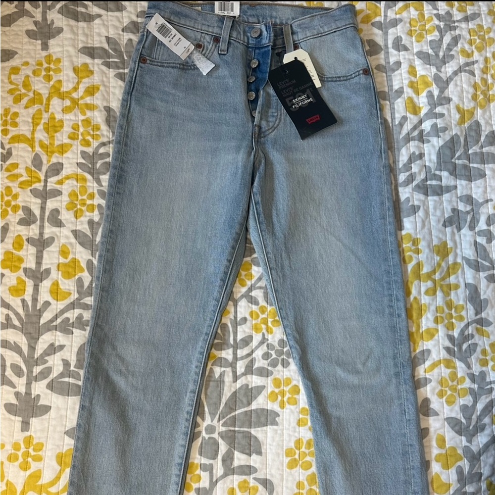 Women's Light Blue Jeans